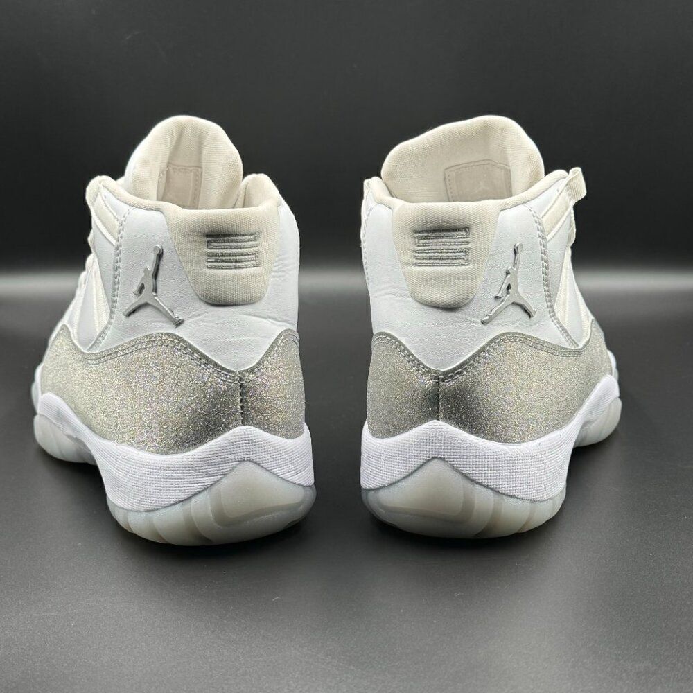 Wmns Air Jordan 11 Retro 'Vast Grey'